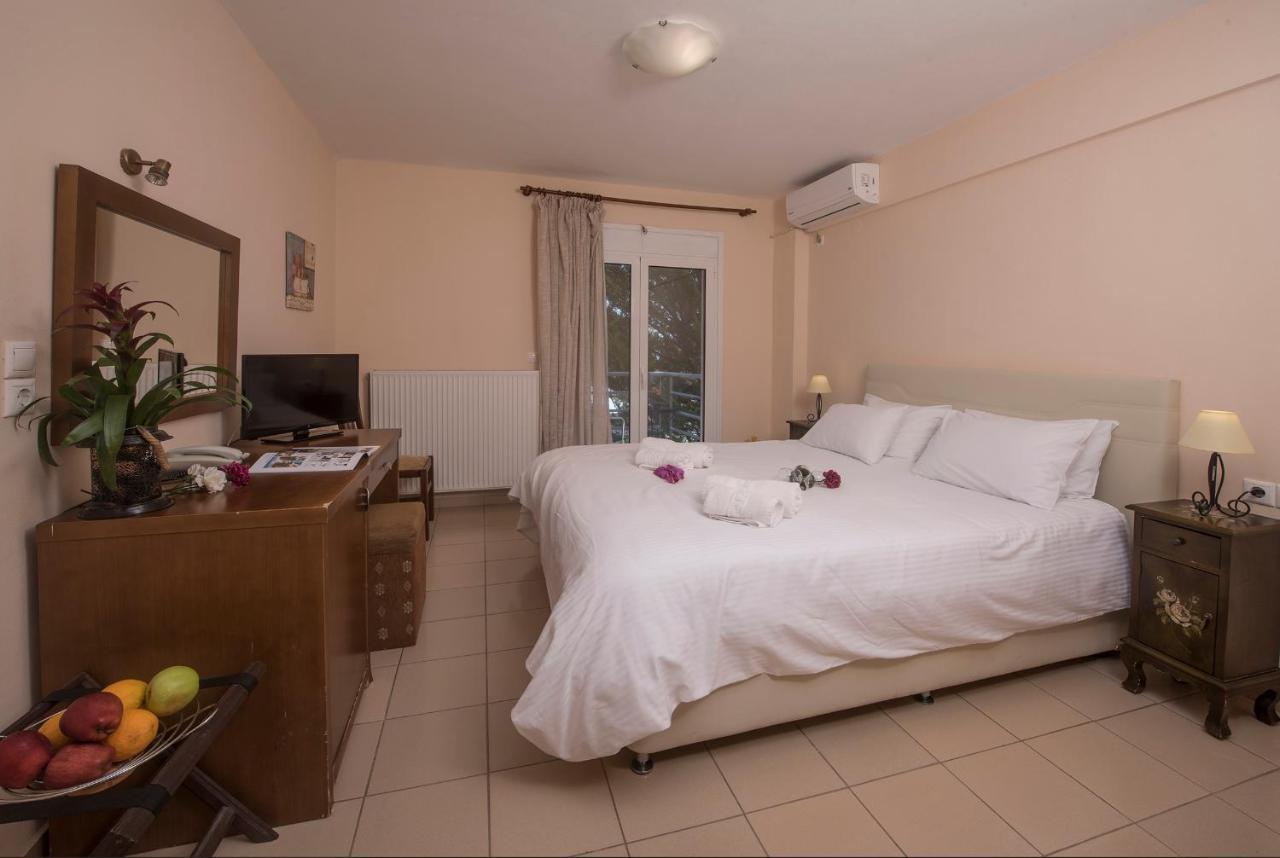 Filoxenia Hotel Volos Buitenkant foto